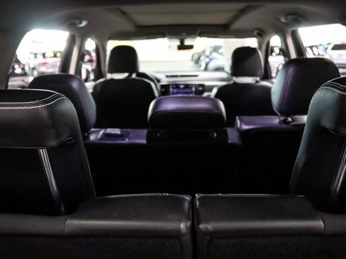 Used 2021 Volkswagen Atlas SE w/ Panoramic Sunroof Package FWD image 29