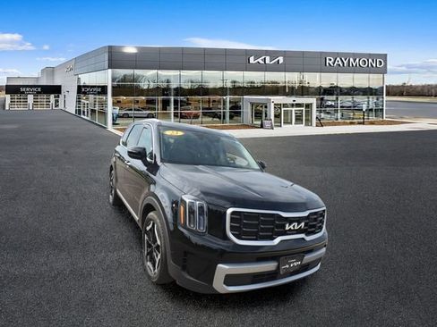 Used 2023 Kia Telluride S w/ S Sunroof Package AWD/4WD image 9