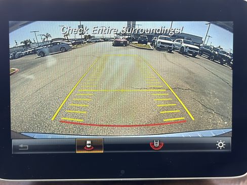 Used 2017 Mercedes-Benz GLA 250 4MATIC image 22