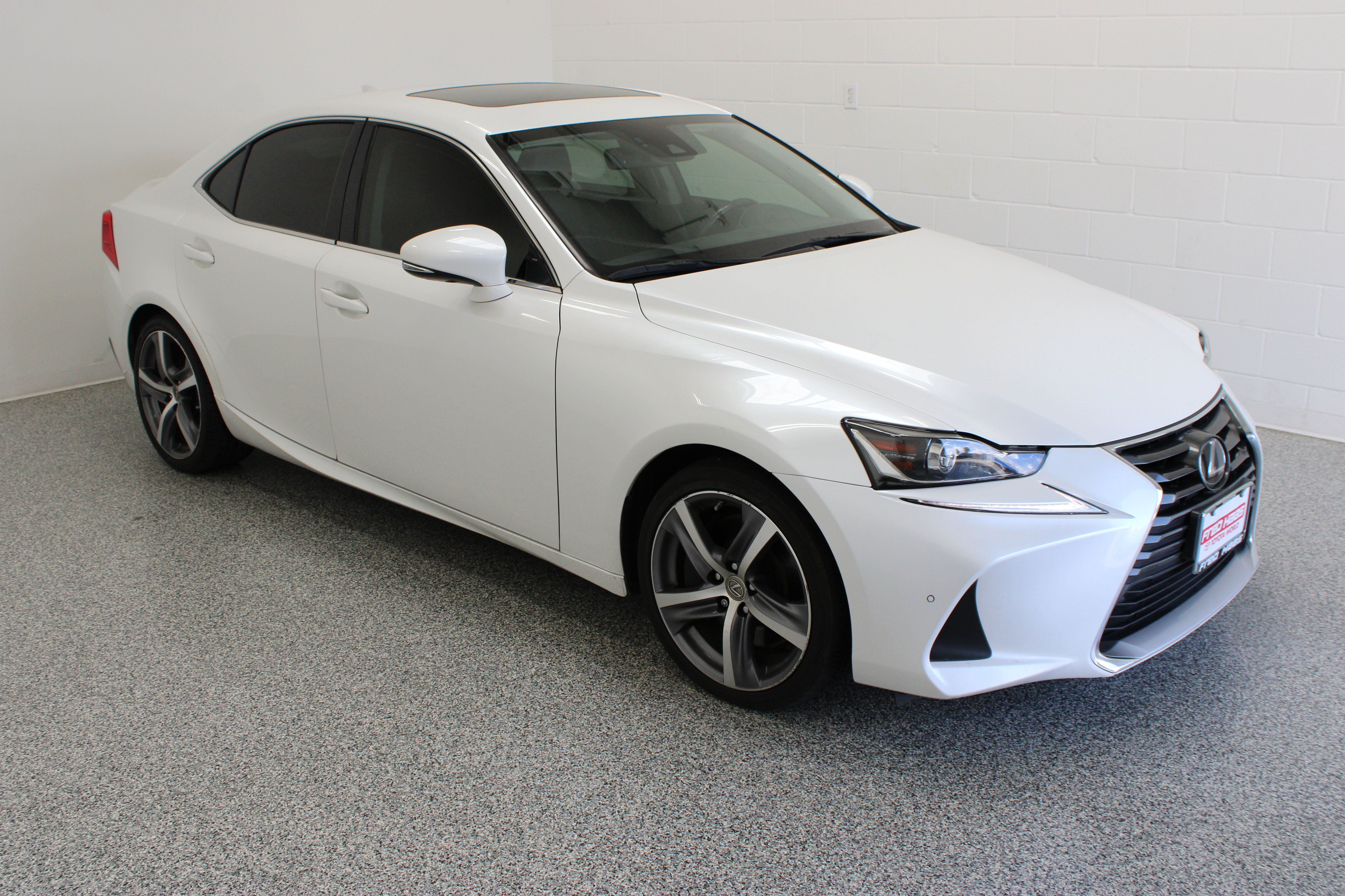 Used 2019 Lexus IS 300 w/ Premium Package RWD image 4