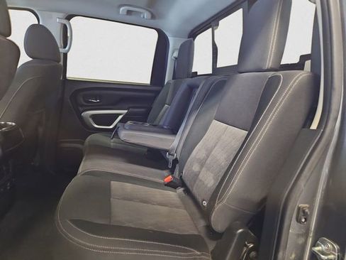 Used 2023 Nissan Titan SV w/ SV Convenience Package image 14