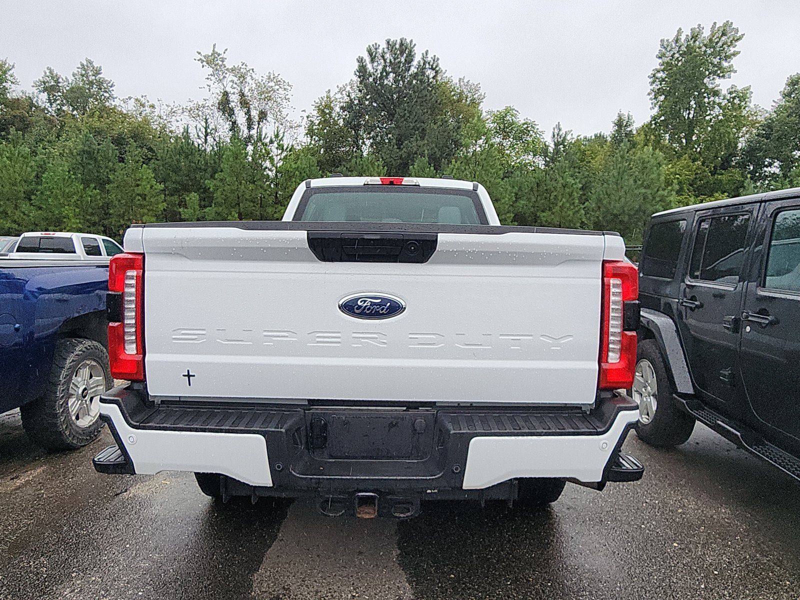 Used 2024 Ford F250 XL w/ STX Appearance Package AWD/4WD image 4