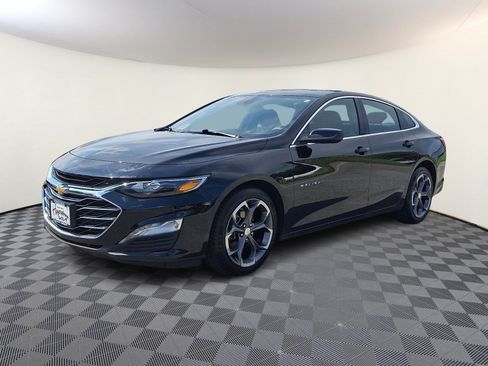 Used 2024 Chevrolet Malibu LT FWD image 3