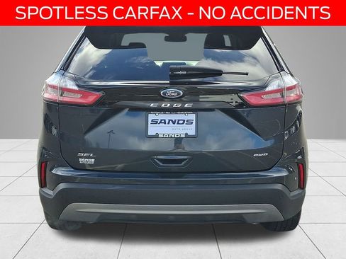 Used 2022 Ford Edge SEL w/ Convenience Package image 5