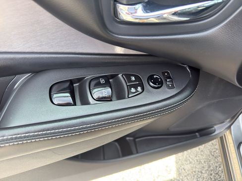 Certified 2022 Nissan Murano SV AWD/4WD image 12