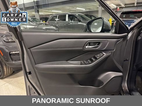 Used 2024 Nissan Rogue SV w/ SV Premium Package image 33