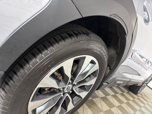 Used 2024 Subaru Outback Limited AWD/4WD image 34