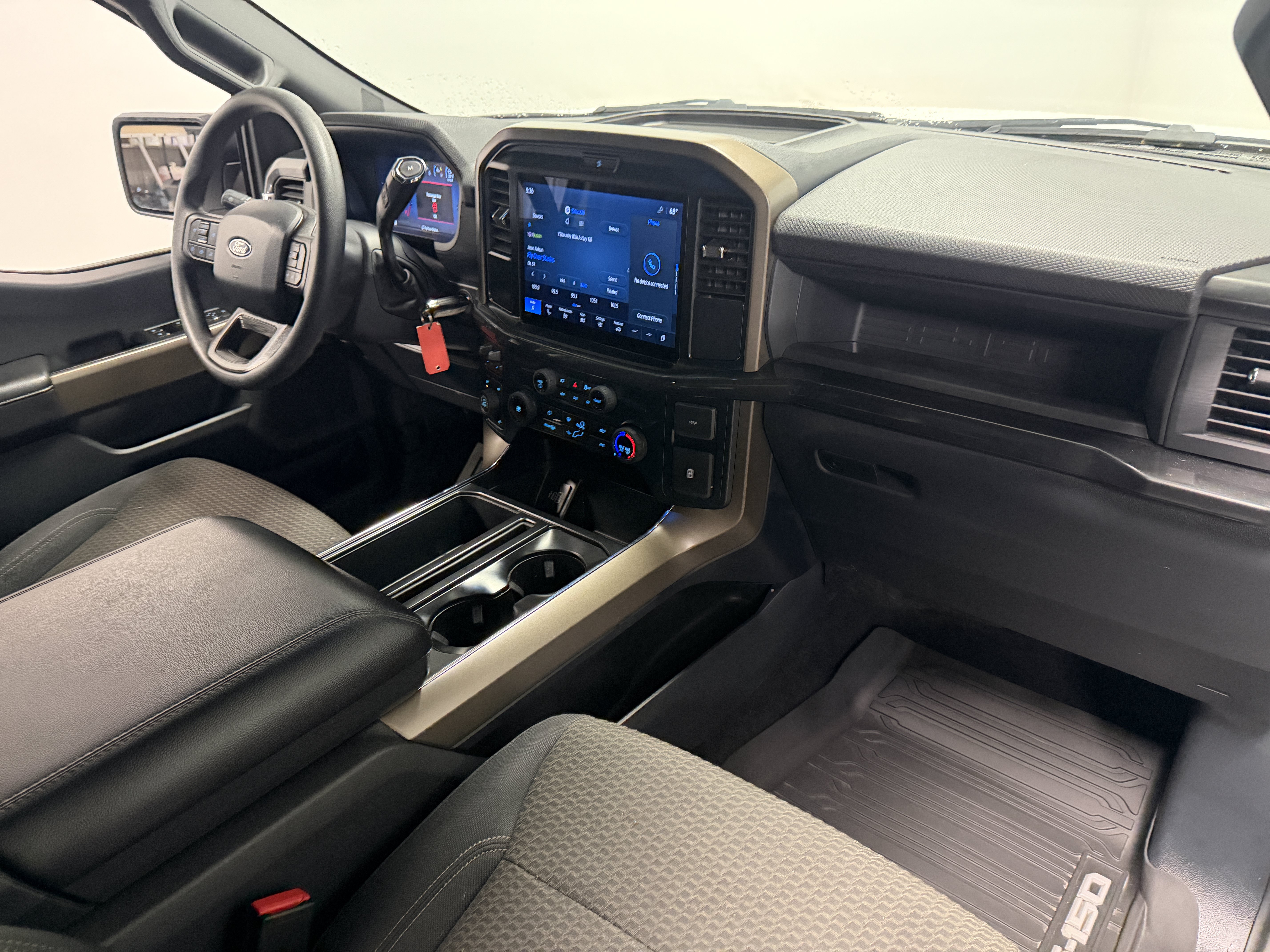 Used 2025 Ford F150 STX w/ Equipment Group 201A FX4 AWD/4WD image 19