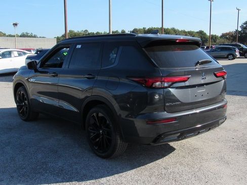 New 2025 Mitsubishi Outlander SEL Black Edition image 5