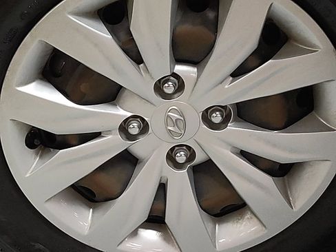 Used 2022 Hyundai Accent SE FWD image 31