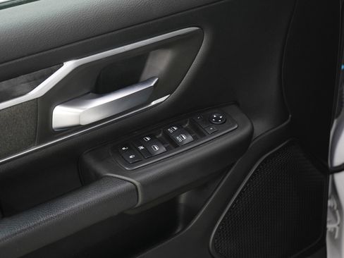 Used 2019 RAM 1500 Big Horn image 22