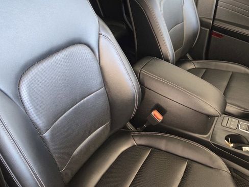 Used 2022 Ford Escape Titanium w/ Class II Trailer Tow Package image 5