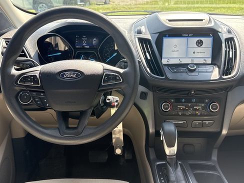 Used 2018 Ford Escape SE w/ Ford Safe & Smart Package AWD/4WD image 4