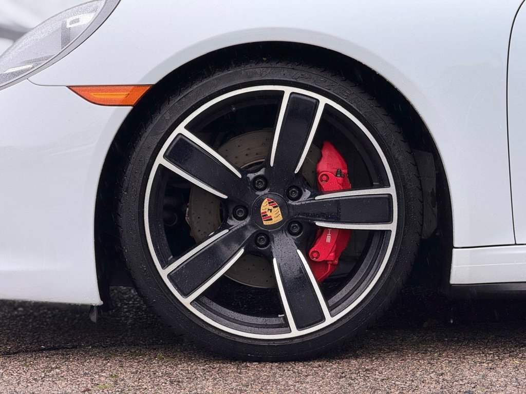 Used 2018 Porsche 911 Targa 4S w/ Sportdesign Package AWD/4WD image 12