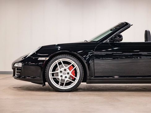 Used 2009 Porsche 911 Carrera 4S AWD/4WD image 29