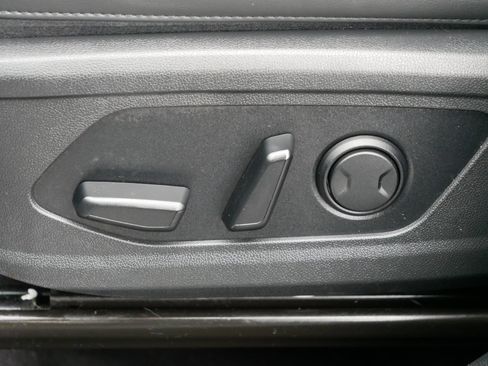 Certified 2023 Kia Sorento S w/ Panoramic Sunroof Package image 20