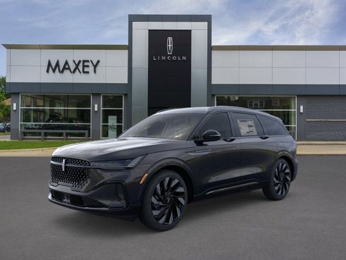 New 2026 Lincoln Nautilus Reserve w/ Jet Appearance Package AWD/4WD image 1