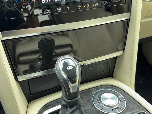 Used 2023 INFINITI QX80 Luxe w/ Cargo Package image 32