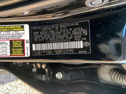 Used 2025 Toyota Camry LE FWD image 34