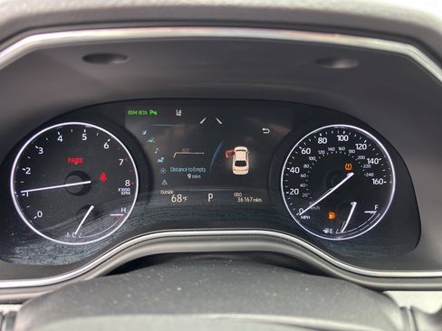Certified 2019 Toyota Avalon Limited w/ Advanced Safety Package FWD image 13