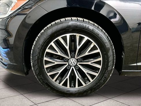 Used 2019 Volkswagen Jetta SEL image 8