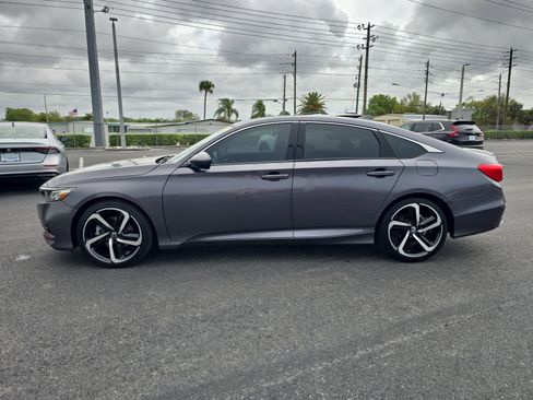 Used 2019 Honda Accord Sport image 6