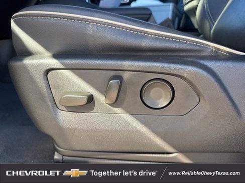 Certified 2024 Chevrolet Tahoe Premier w/ Premium Package image 25