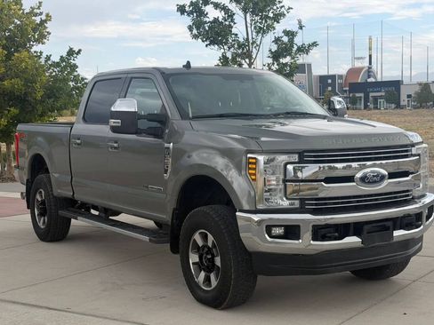 Used 2019 Ford F350 Lariat AWD/4WD image 3