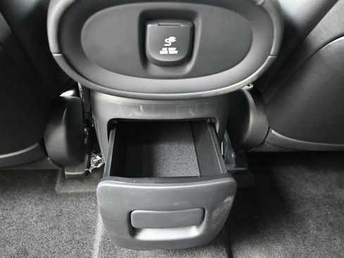 Used 2026 Hyundai Palisade Limited AWD/4WD image 18