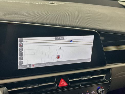 Used 2023 Kia Niro Wave FWD image 21