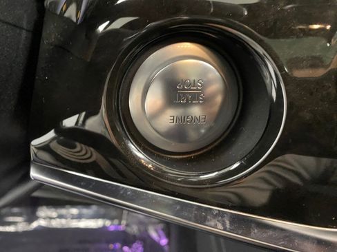 Used 2014 Mercedes-Benz S 550 Sedan image 31