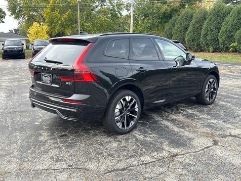 New 2026 Volvo XC60 B5 Plus w/ Climate Package image 5