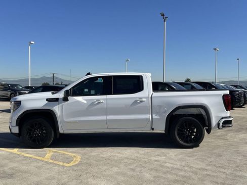New 2026 GMC Sierra 1500 Elevation image 7