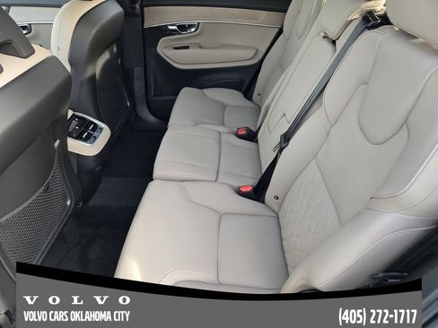 New 2026 Volvo XC90 B6 Plus w/ Protection Package Premier image 31