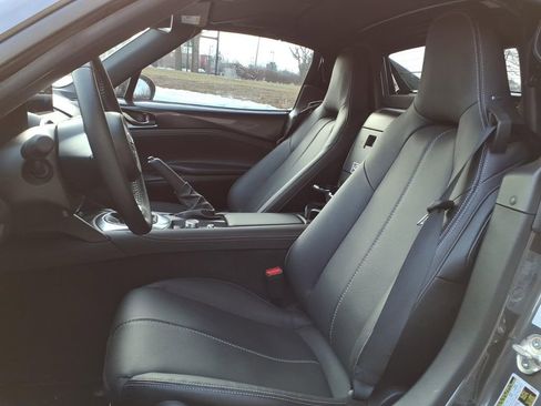 Used 2024 MAZDA MX-5 Miata RF Grand Touring w/ Weather Package image 12