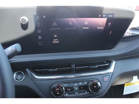 New 2026 Buick Envista Sport Touring FWD image 28
