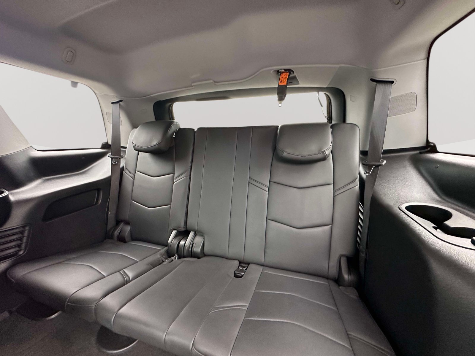 Used 2020 Cadillac Escalade Premium Luxury AWD/4WD image 32