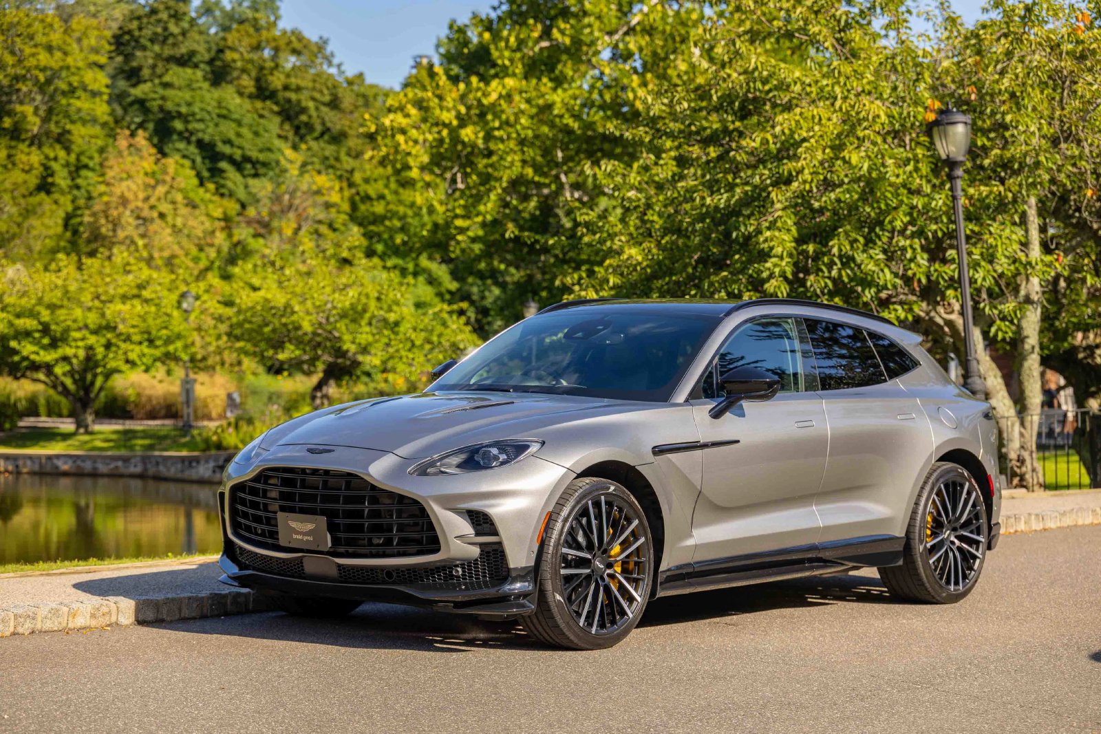 Used 2023 Aston Martin DBX 707 AWD/4WD image 1