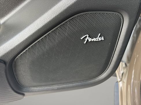 Used 2022 Nissan Frontier PRO-4X w/ Pro-4X Premium Package image 19