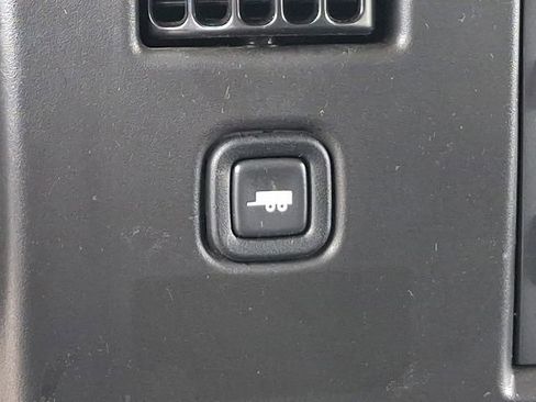 Used 2025 GMC Savana 2500 w/ Driver Convenience Package RWD image 12
