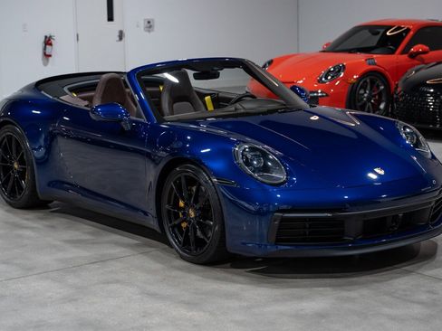 Used 2021 Porsche 911 Carrera S image 9