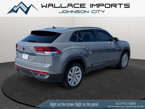Used 2022 Volkswagen Atlas Cross Sport SE AWD/4WD image 5