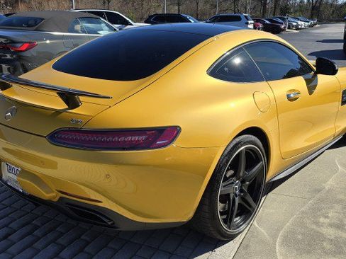 Used 2017 Mercedes-Benz AMG GT Coupe image 5