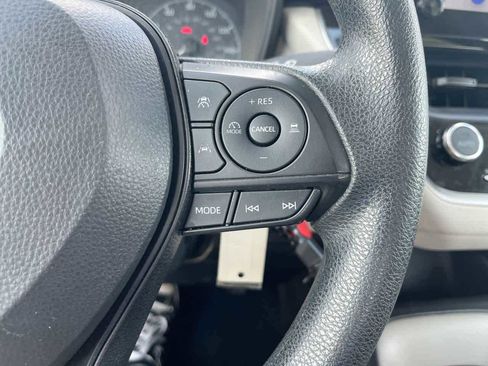 Used 2023 Toyota Corolla LE FWD image 23