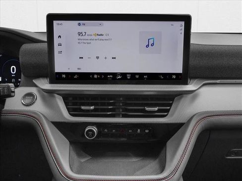 New 2026 Ford Explorer Active image 7