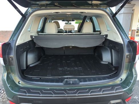 Used 2022 Subaru Forester Premium image 29