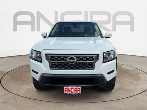 Used 2024 Nissan Frontier SV w/ Technology Package RWD image 6