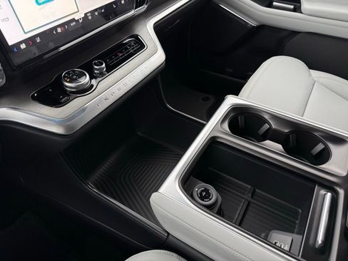 New 2026 Ford Expedition Max Platinum w/ Driver's Package image 20