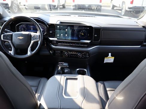Used 2022 Chevrolet Silverado 1500 LTZ image 17