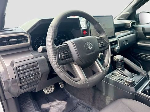 Used 2024 Toyota Tacoma TRD Sport w/ TRD Sport Upgrade Package AWD/4WD image 9